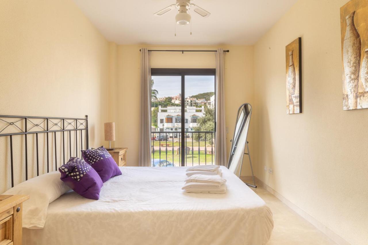 2261-Superb Apt On The Beach, On Duquesa Harbour マニルバ エクステリア 写真