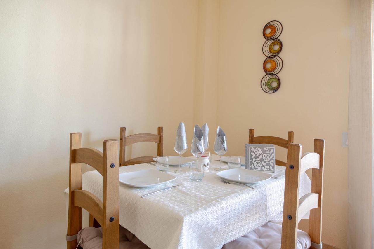 2261-Superb Apt On The Beach, On Duquesa Harbour マニルバ エクステリア 写真