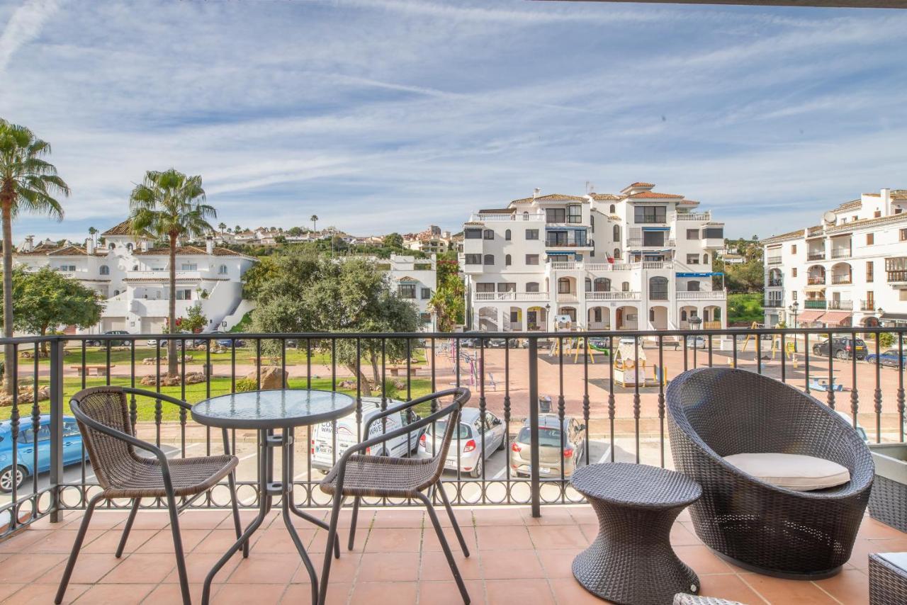 2261-Superb Apt On The Beach, On Duquesa Harbour マニルバ エクステリア 写真