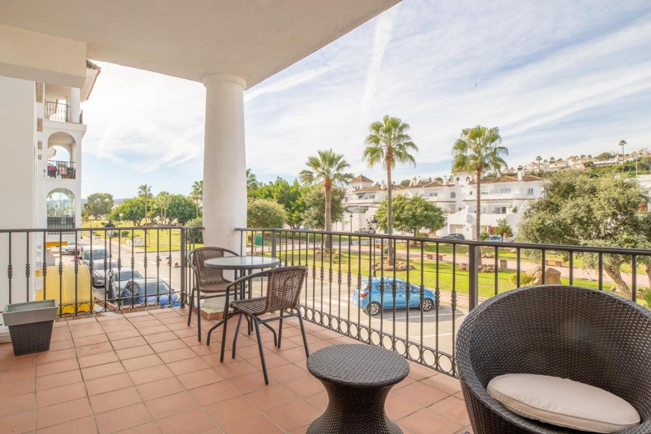 2261-Superb Apt On The Beach, On Duquesa Harbour マニルバ エクステリア 写真